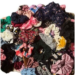 25 piece ponytail holder mystery bundle scrunchie like hair accessories